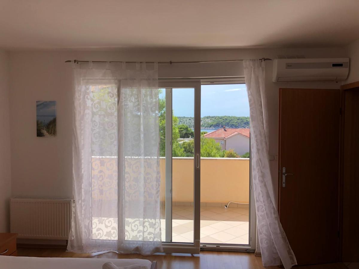 Vila Anica Barbat na Rabu 外观 照片